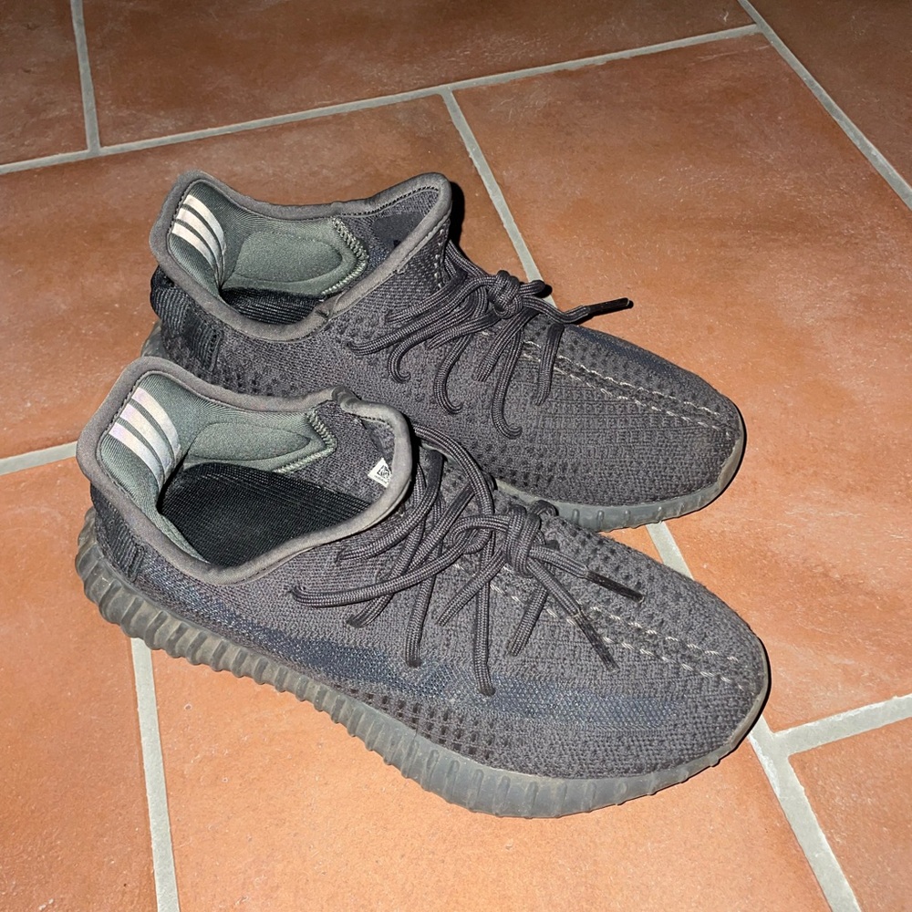 Yeezys - Picture 9 of 9